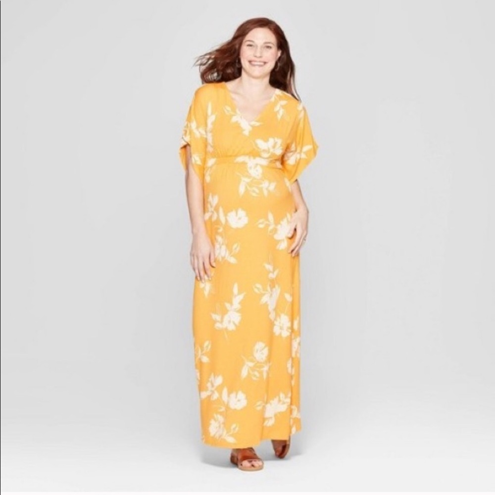 Ingrid & Isabel Maternity Dress sz medium✨